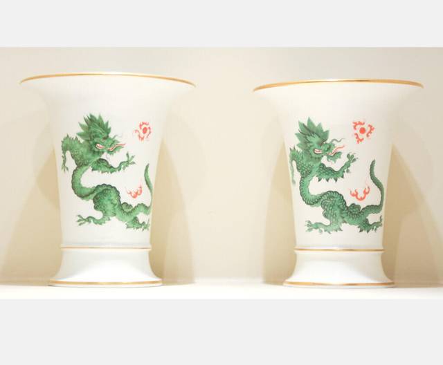 Купити Мейсен парні вази на яких зображений дракон