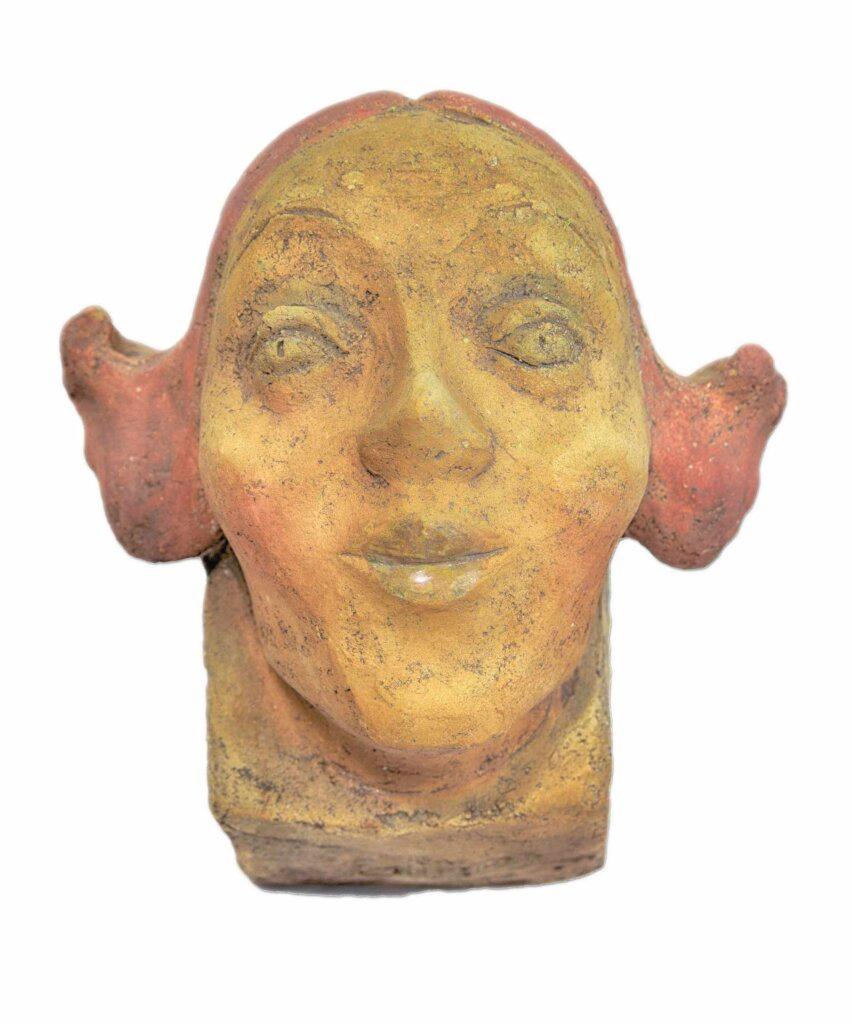 alt image
