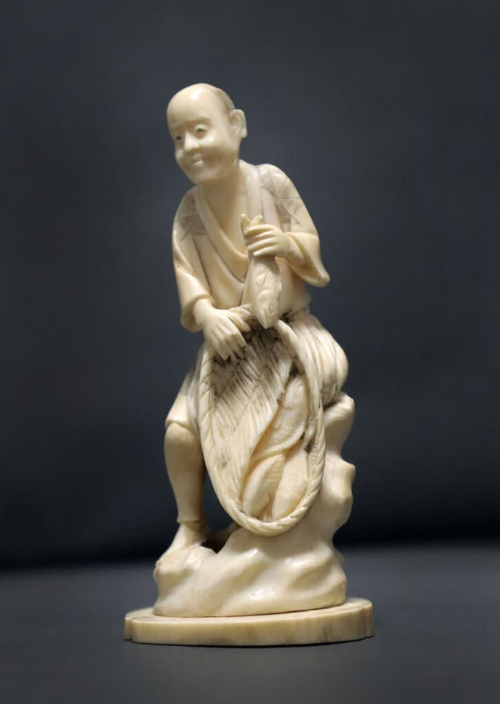 alt image