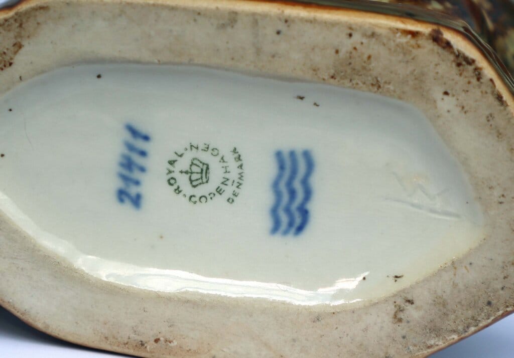 alt image