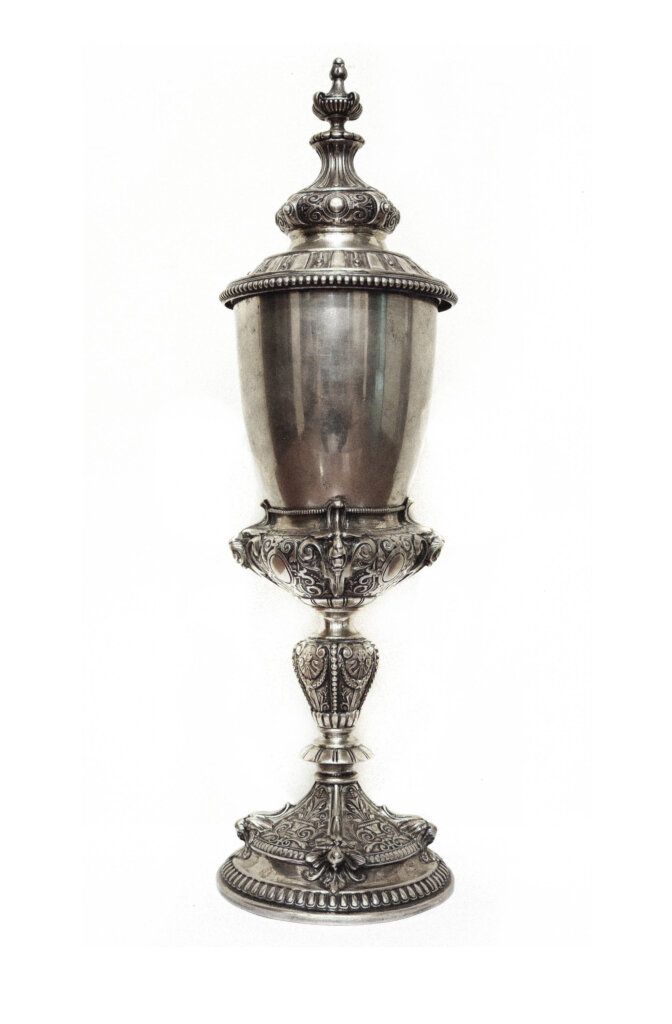 alt image
