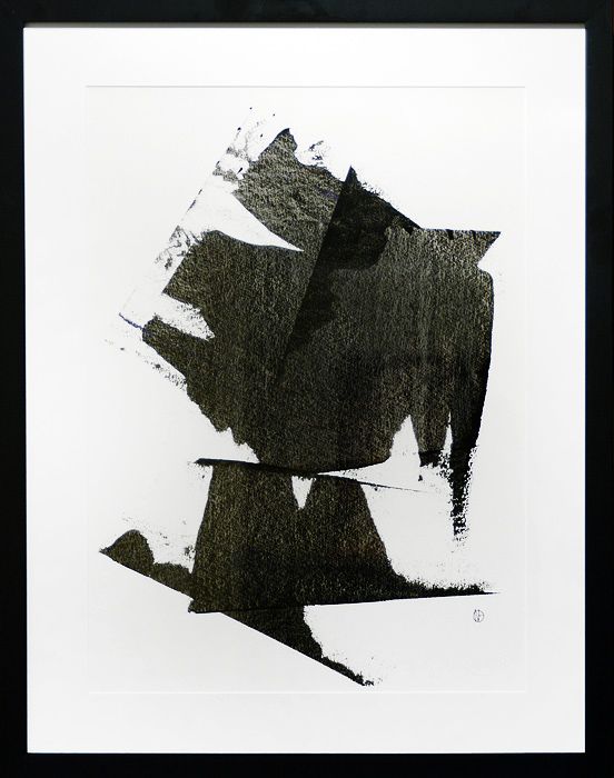 alt image
