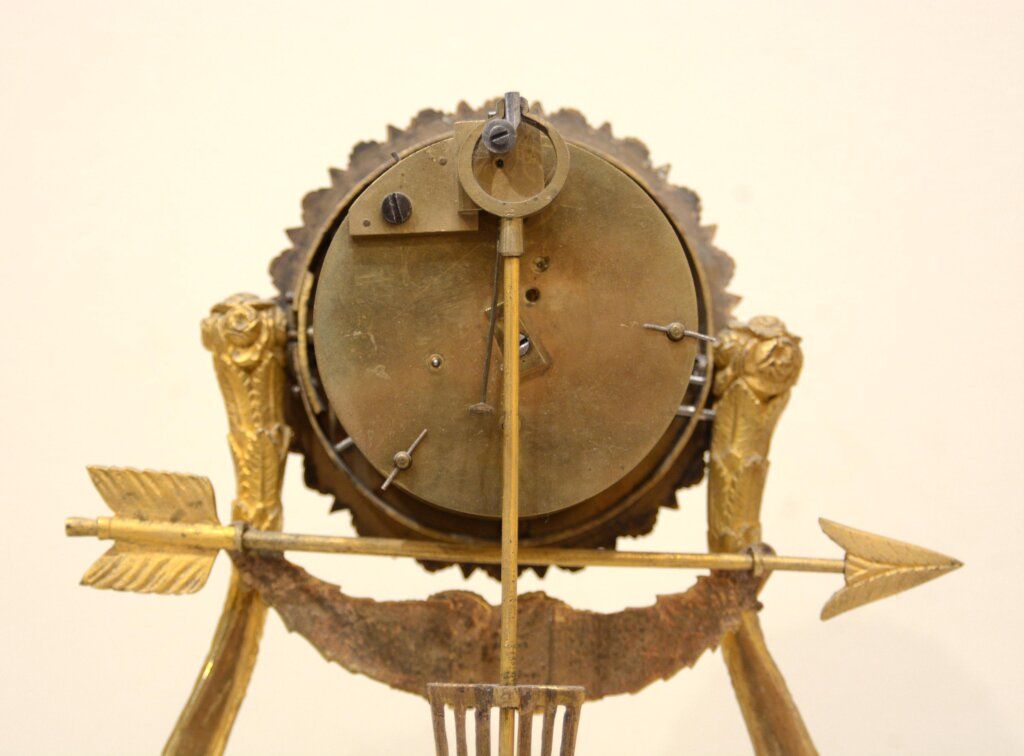 alt image