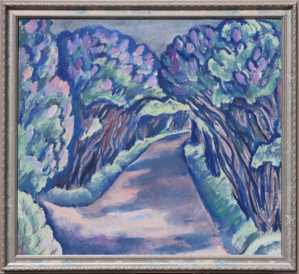 alt image