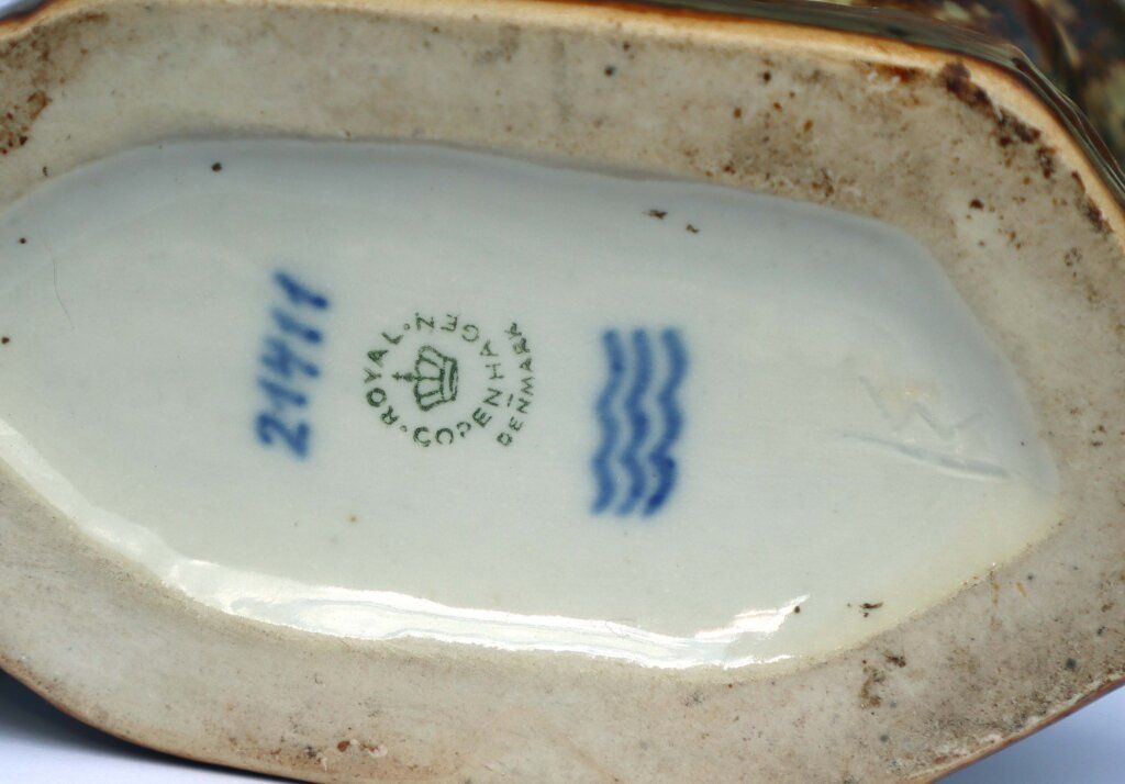 alt image