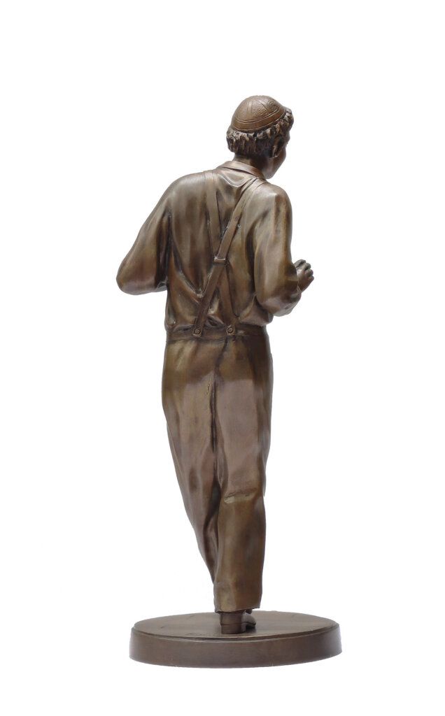 alt image
