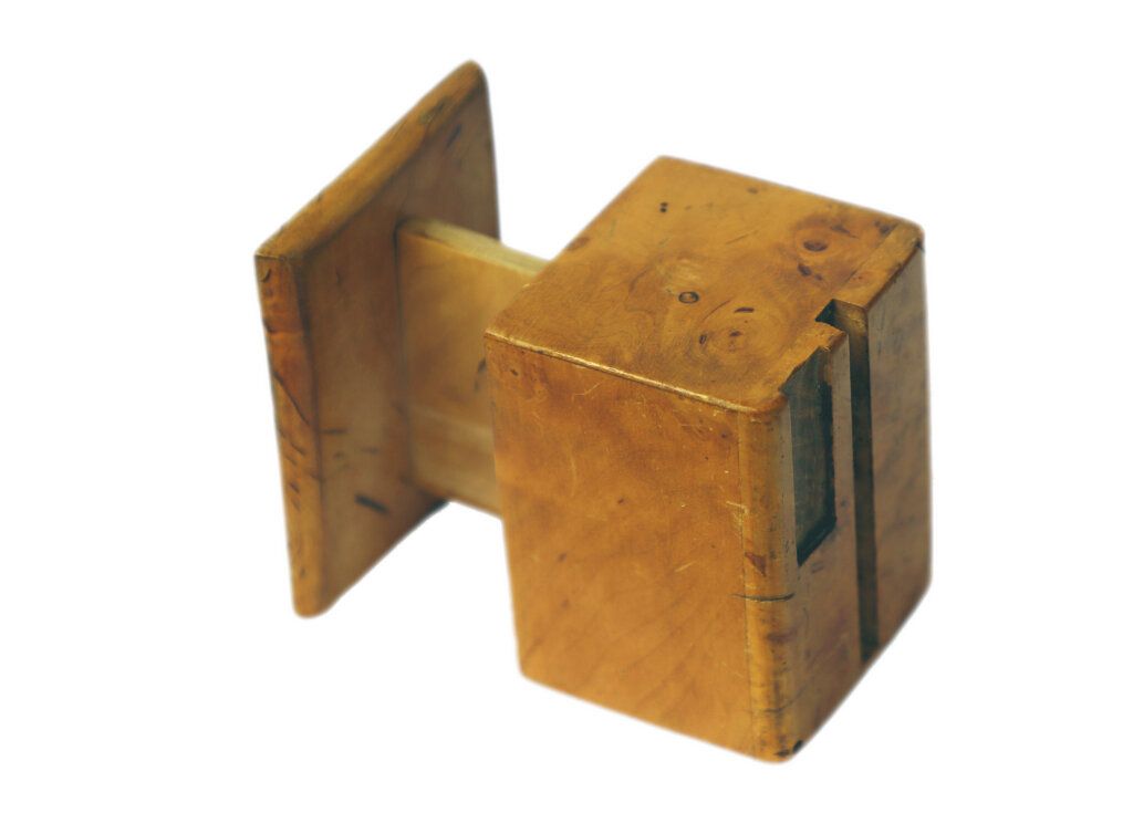 alt image