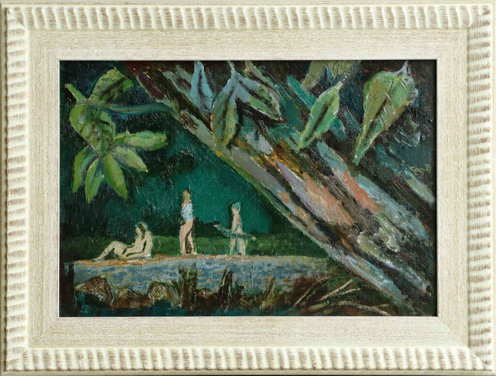alt image