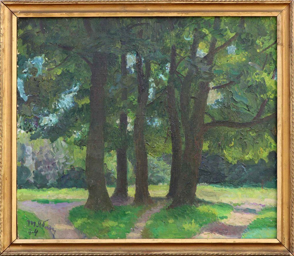 alt image