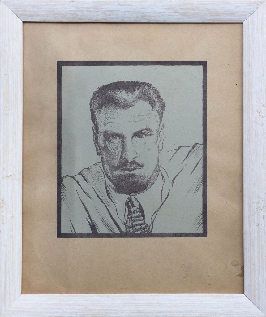 alt image