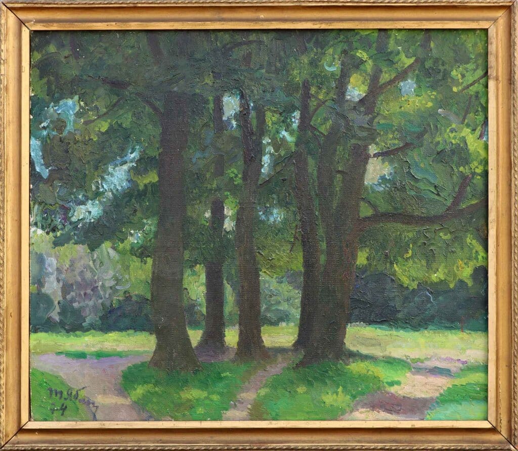 alt image