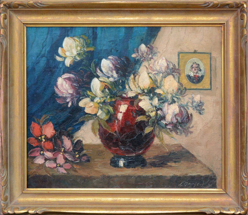 alt image
