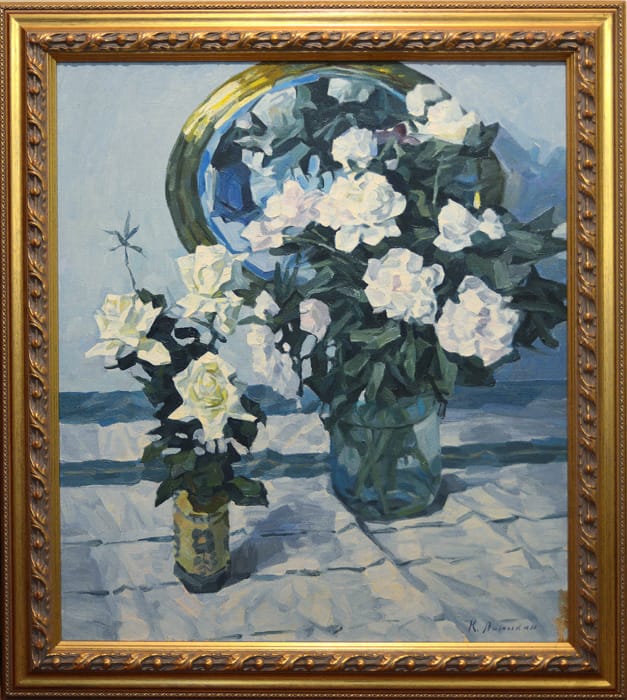alt image