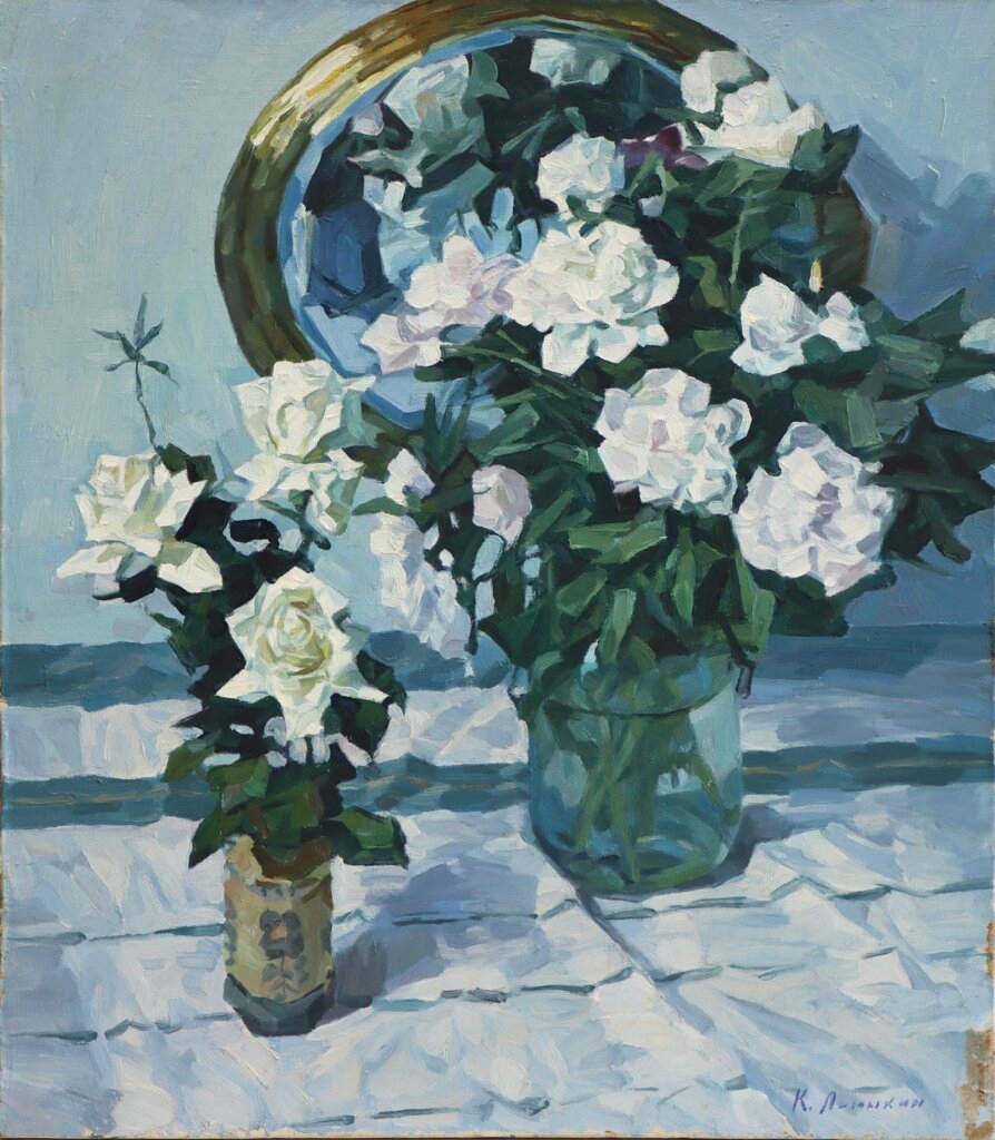 alt image