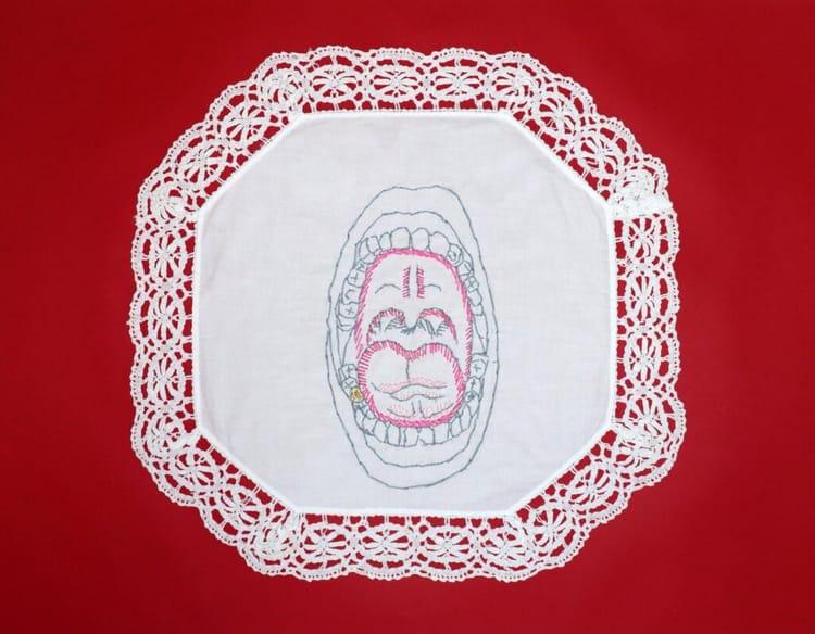 alt image